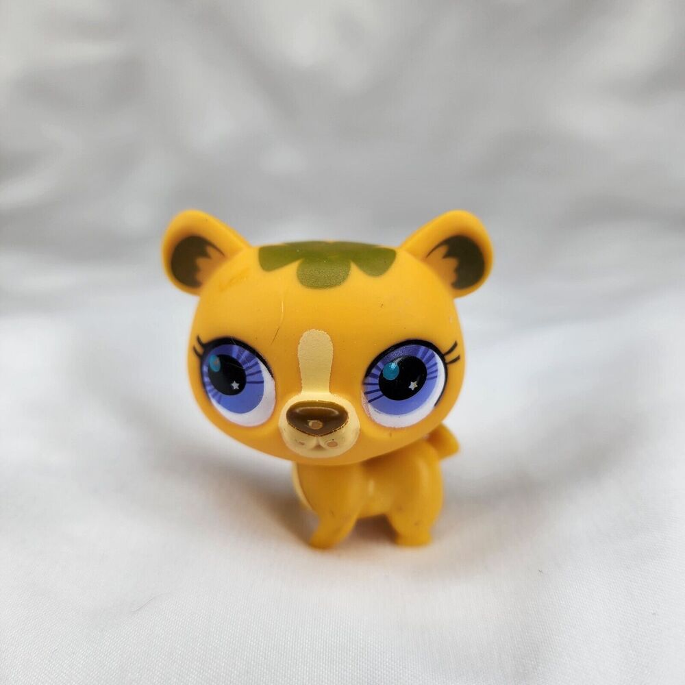 Authentic Littlest Pet Shop LPS HONEY BEAR #2734 GOLDEN YELLOW PURPLE EYES HTF